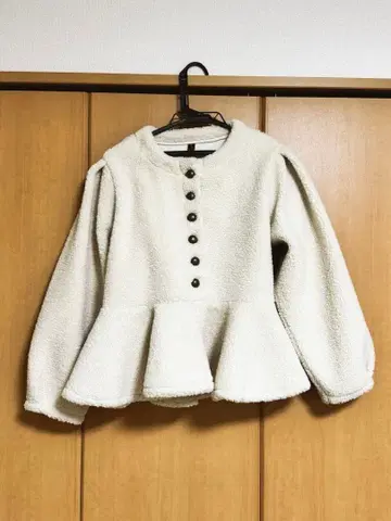 AMELY 페플럼 보아 자켓 아우터