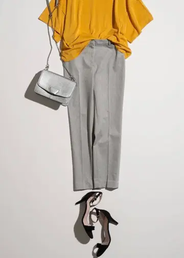 [ 새상품급 ] 최근 모델 띠어리 팬츠 TAILORED TROUSER J