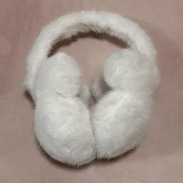 디즈니 귀도리 화이트 복슬복슬 귀마개 방한 TDR 겨울 코디 파크