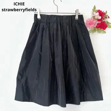 이치에 스트로베리 필드 플레어 스커트 무릎 기장 블랙 허리밴딩