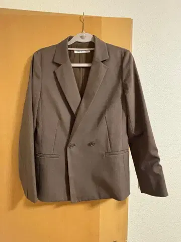 브라운 더블 브레스트 수트 셋업