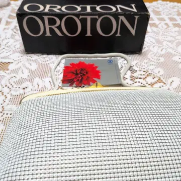 미사용 새상품 OROTON 실버 메쉬 파티 백 빈티지