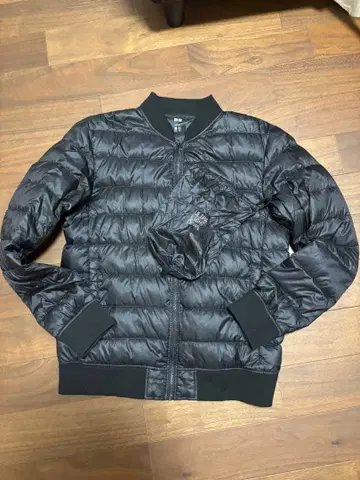 UNIQLO 블랙 봄버 자켓 다운 자켓 MA-1 L