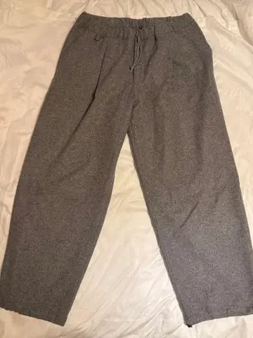 HEALTH 그레이 와이드 팬츠