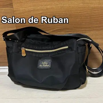 Salon de Ruban 블랙 숄더 넉넉한 수납 나일론 백