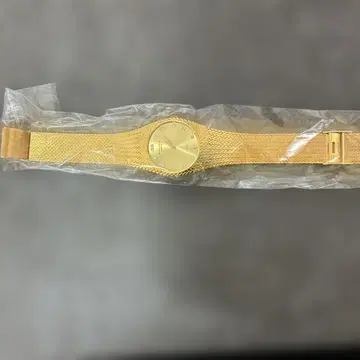 골드 메쉬 밴딩 쿼츠 손목시계