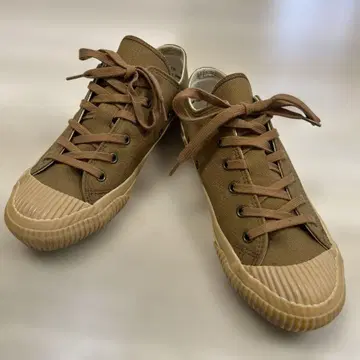 PRAS 쉘 캡 스니커즈 거의 새상품 22cm