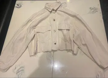 mona Belinda 화이트 크롭 데님 자켓