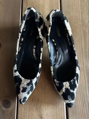 피피 시크 레오파드 펌프스 37