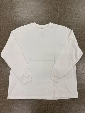 Graphpaper L/S 오버사이즈 티