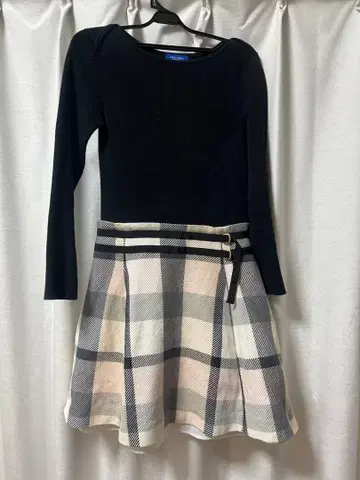 BLUE LABEL 무릎 기장 원피스 블랙/체크