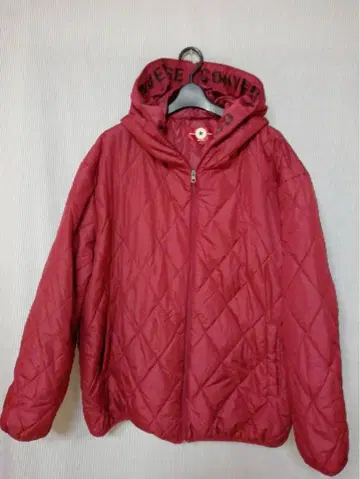 CONVERSE 빨간색 퀼팅 자켓 5L