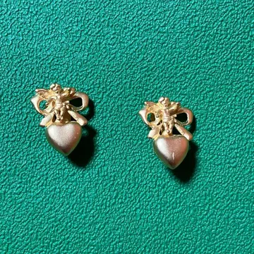 NORMA JEAN earring vintage gold