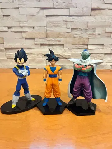 드래곤볼 피규어 3체 세트