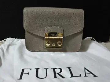 FURLA 메트로폴리스 숄더백