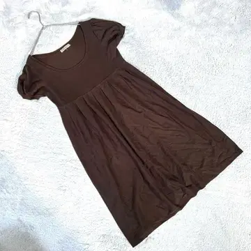 [ 프로포션 바디 드레싱 ] ( 2 ) 퍼프 슬리브 원피스 다크 브라운