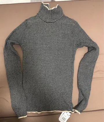 CIAOPANIC TYPY의 상의