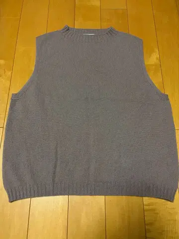 MORRIS & SONS 그레이 주 니트 베스트