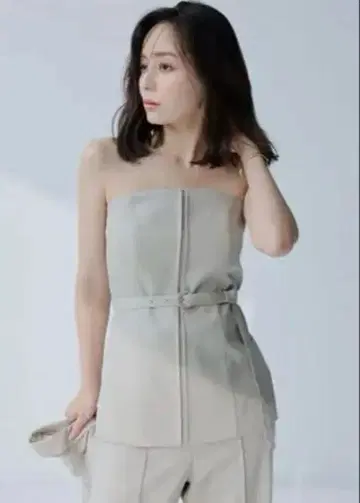 [미사용] anuans 벨트 뷔스티에 상의