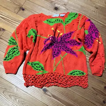 오렌지 꽃무늬 자수 니트 스웨터 긴팔