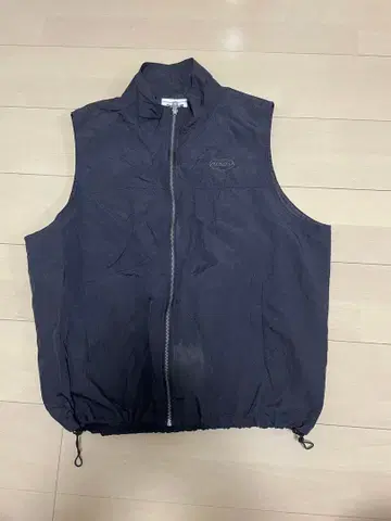 블랙 지퍼 베스트