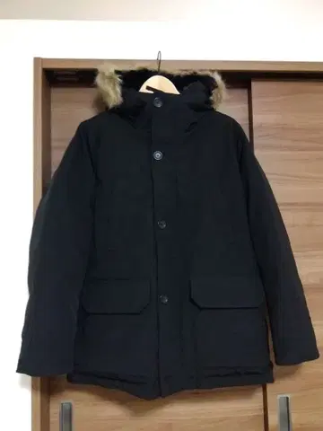 새상품급 유니클로 논퀼트 다운 자켓 블랙 XL 311-412512