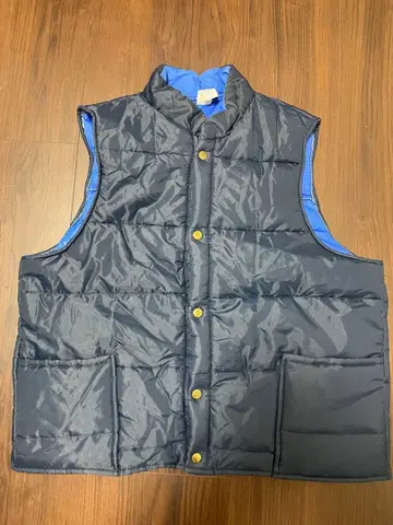 다운 베스트 구제 의류