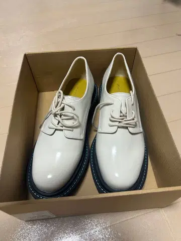 [ 미사용 ] Oriental Traffic 화이트 로퍼 사이즈 40