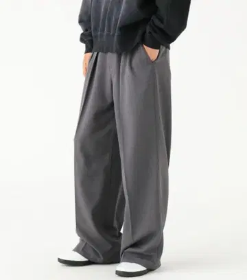 BEAMS 와이드 스트레이트 2 플리츠 슬랙스 Grey S 사이즈