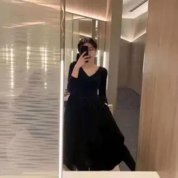 송년회 블랙 벨벳 A라인 원피스