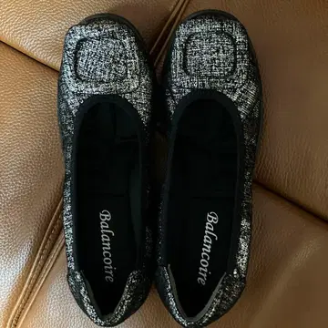 Balancoire 블랙 실버 플랫슈즈