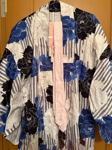 꽃무늬 네이비 컬러 유카타 오비 일본 나막신 세트