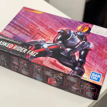 [상자 개봉만] 가면라이더 파이즈 피규어라이즈 스탠다드 프라모델