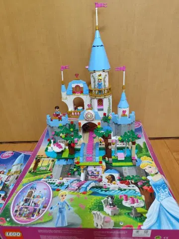 LEGO 디즈니 프린세스 신데렐라 성 41055