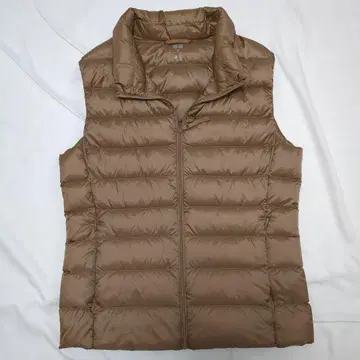 미사용 새상품 유니클로 울트라 라이트 다운 베스트 여성용 M 브라운
