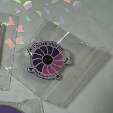 후왓치 크루러 핀 배지 후와 미나토 캡슐 토이