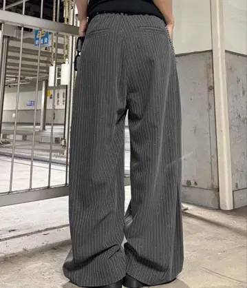 sedacle 사이드 턱 라메 슬랙스