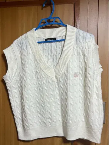 원 웨이 원웨이 베스트 니트 베스트