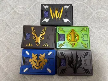 [주의] CSM 가면라이더 류우키 카드 5종류 (나이트, 류우가 등)