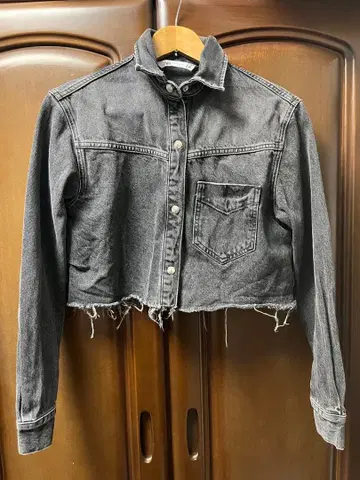 Zara 데미지 숏 자켓 블랙 G