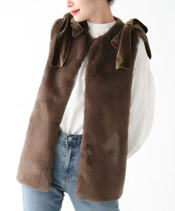 숄더 리본 에코 퍼 베스트