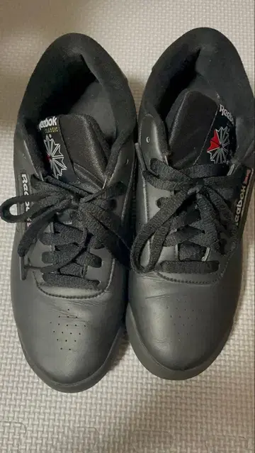 리복 클래식 스니커즈 블랙 25.0cm