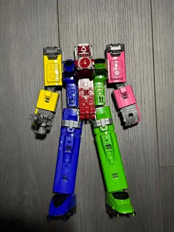 디럭스 로보 유니버스 토큐오