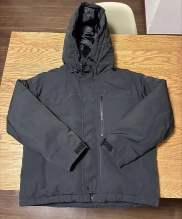 어반 리서치 블랙 후드 다운 자켓