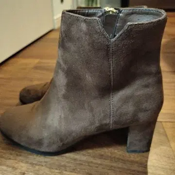 SHIPS 다크 브라운 스웨이드 부츠