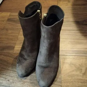 SHIPS 다크 브라운 스웨이드 부츠