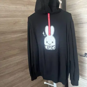 CUNE 큔 오지이 지퍼 후드티