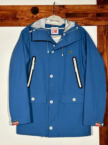 라코스테 라이브 파랑 후드 부착 마운틴 파카