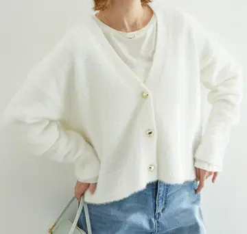 유리얀 하트 버튼 가디건 ROPE' PICNIC 로페피크닉