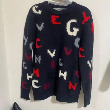 지방시 알파벳 무늬 스웨터